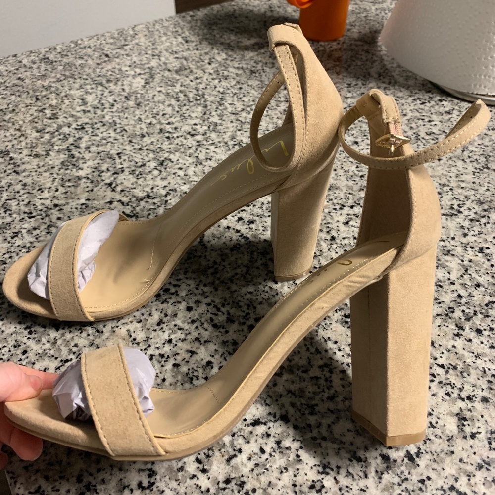Brand New Lulu’s Heels
